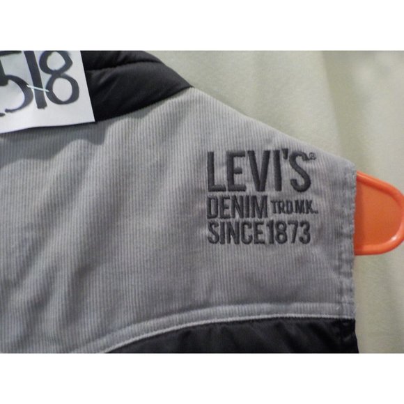 NWT Levi's Quilted Vest Snap Front Embroidered Youth Boys 10-12 Yr - Picture 5 of 7